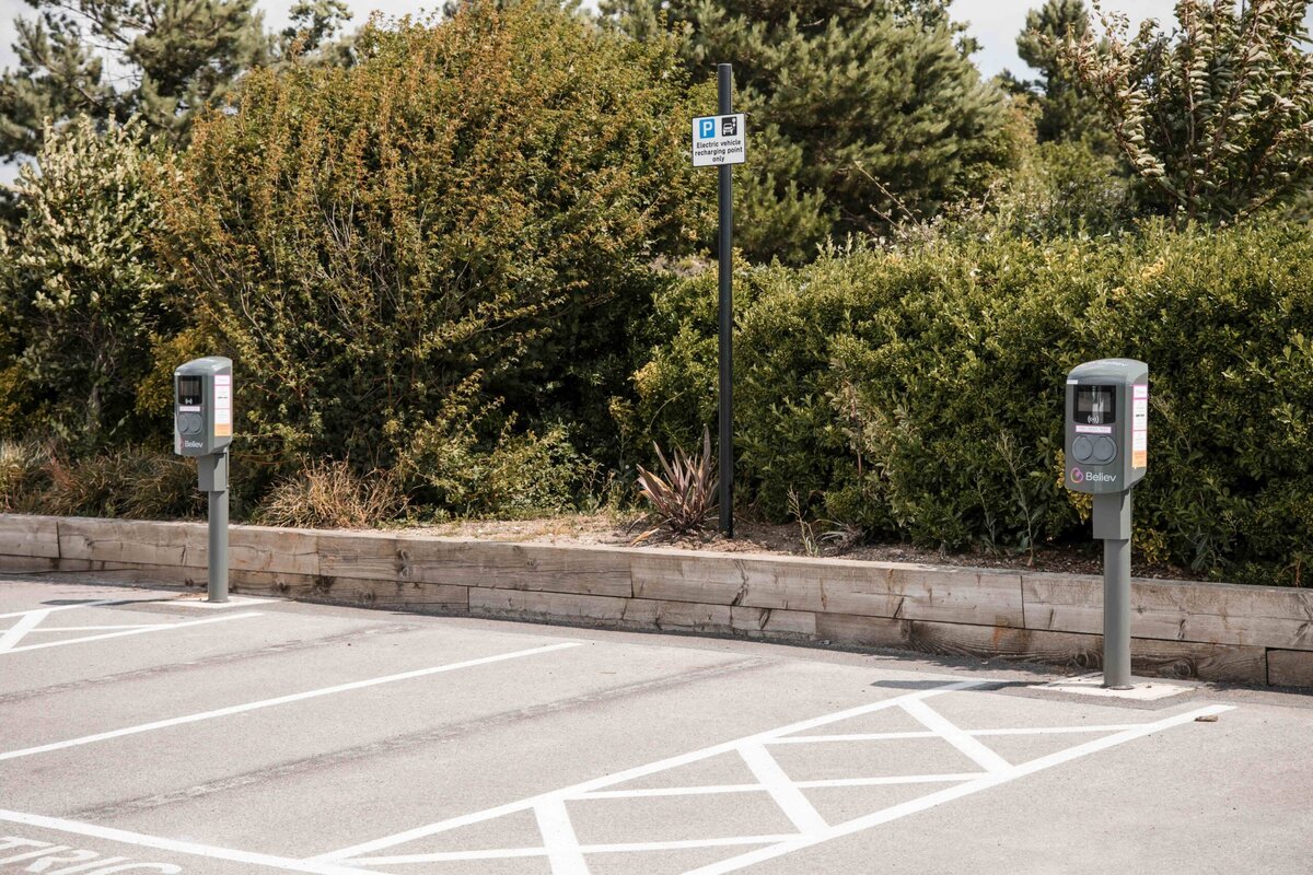 Charge point operator Believ spotlights its tasty offering for businesses at the 2024 Food and Drink Expo