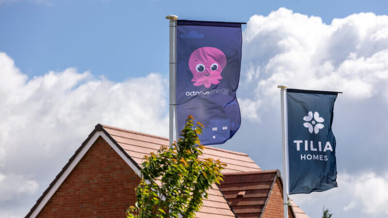 National homebuilder, Tilia Homes, has secured £125m in strategic sustainability-linked debt funding with HSBC UK and Homes England.