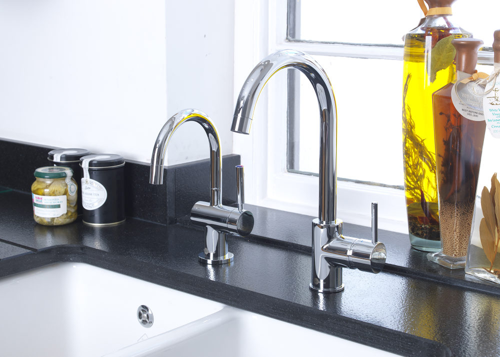 INSINKERATOR® UNVEILS NEW  CURVED MIXER TAP