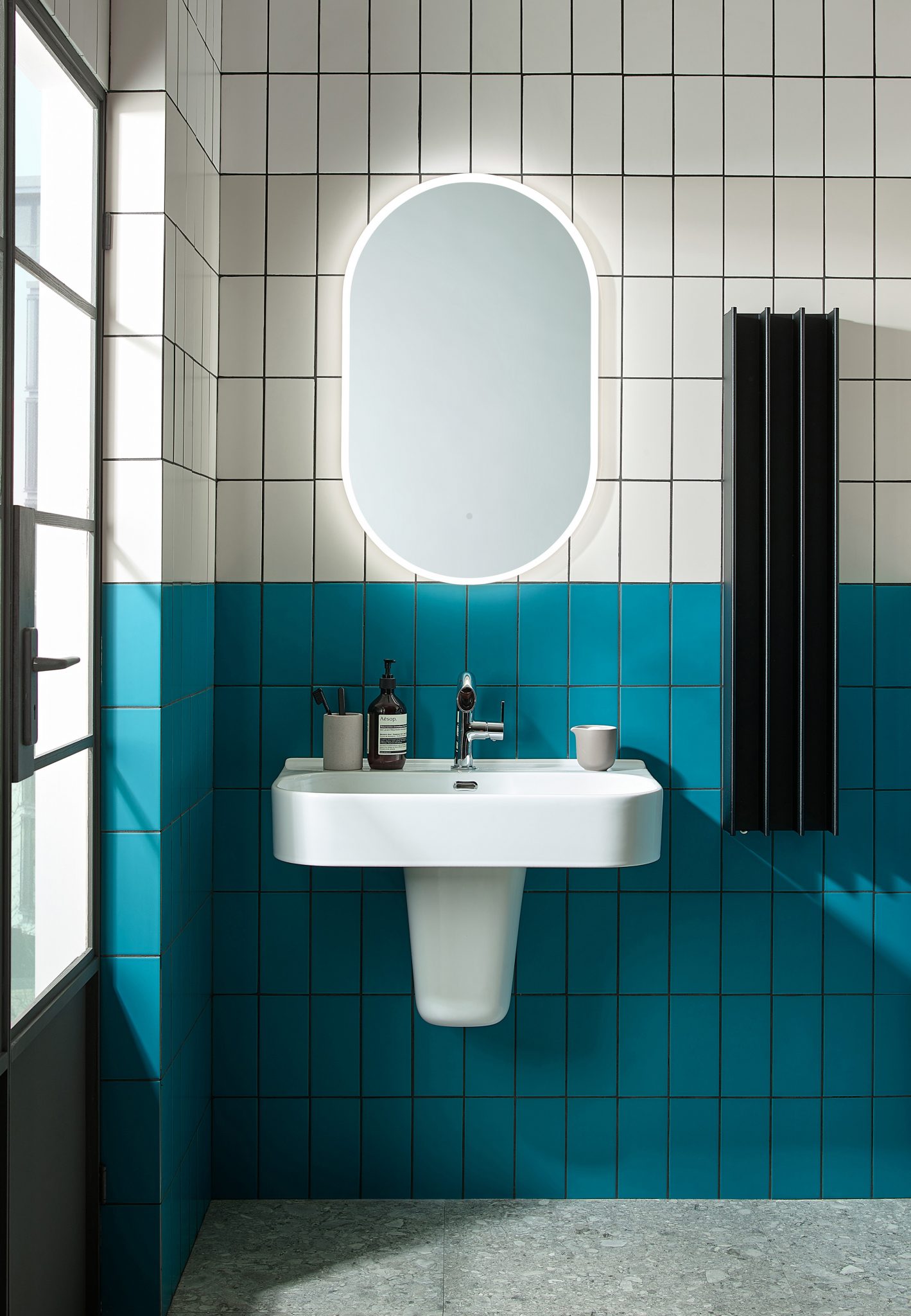 Roper Rhodes launches contemporary  Accent sanitaryware range