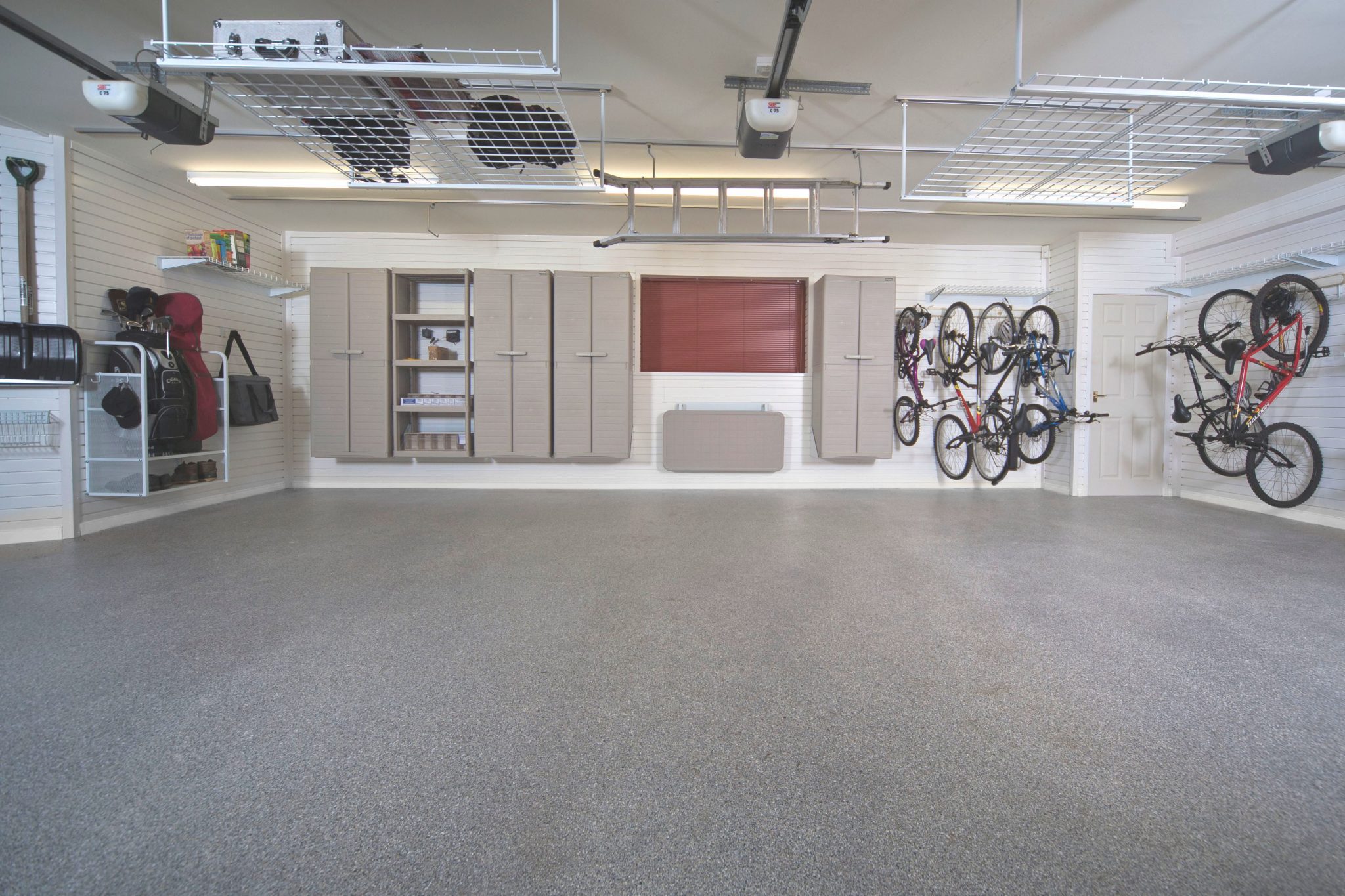 Create a garage that fits your storage needs