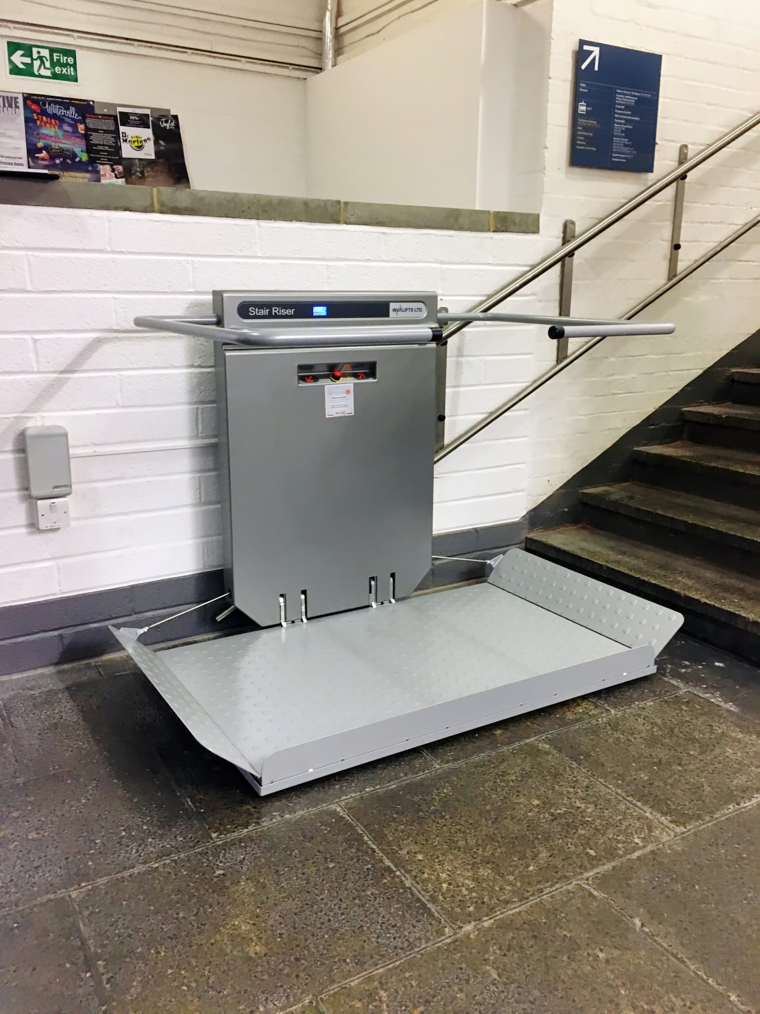 Goldsmiths College of London gets a stairlift @invalifts