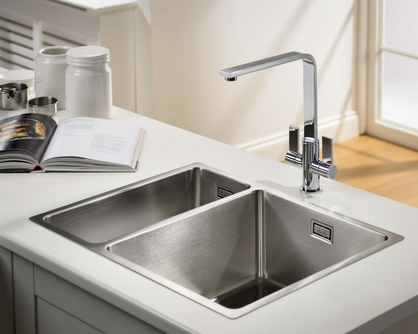 Large format sinks continue to uplevel the kitchen wash zone